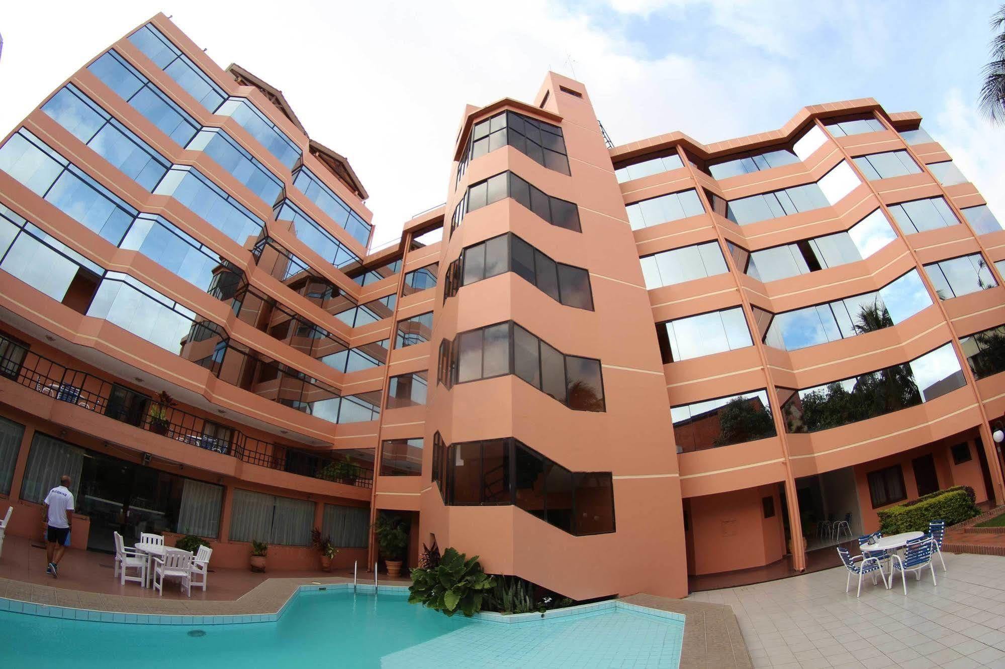 House Inn Apart Hotel Santa Cruz de La Sierra Exterior photo